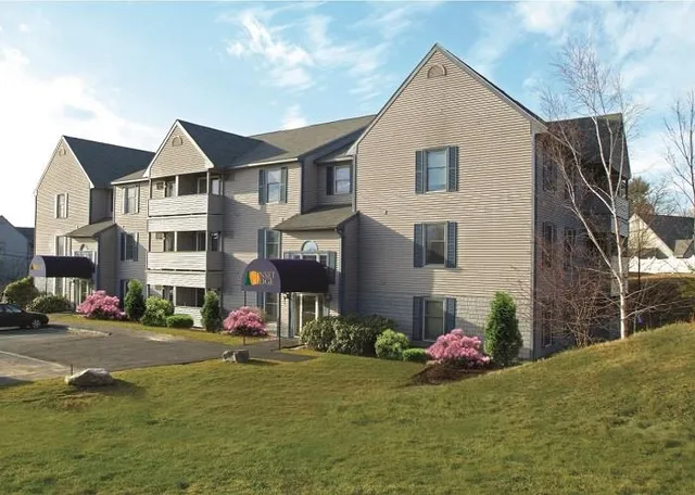 $1,635 | 155 Eastern Avenue, Unit 103, Manchester, NH 03104