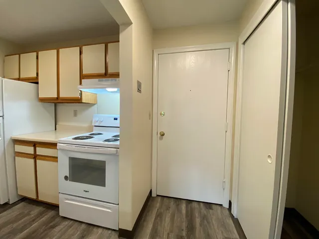 $1,635 | 155 Eastern Avenue, Unit 103, Manchester, NH 03104