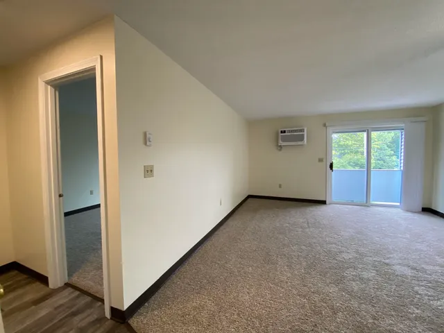 $1,635 | 155 Eastern Avenue, Unit 103, Manchester, NH 03104