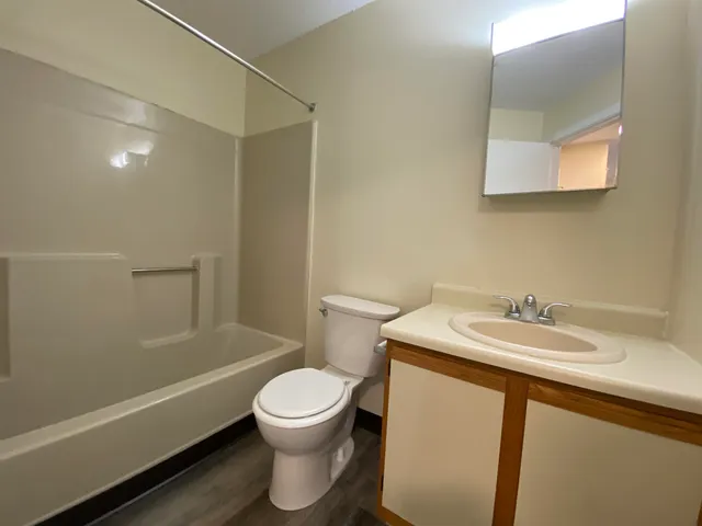 $1,635 | 155 Eastern Avenue, Unit 103, Manchester, NH 03104