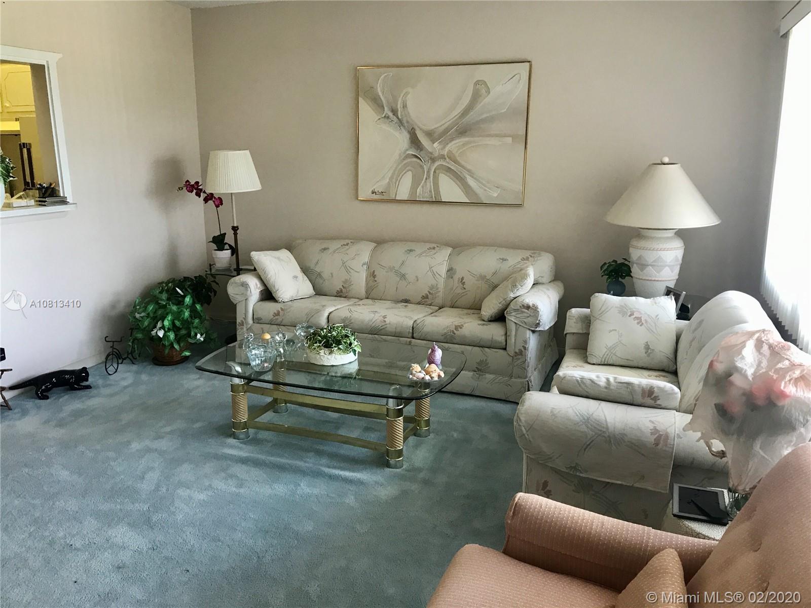 198 Suffolk F, Unit 198 Boca Raton, FL 33434 - Photo 2 of 14 Gallery Image 2