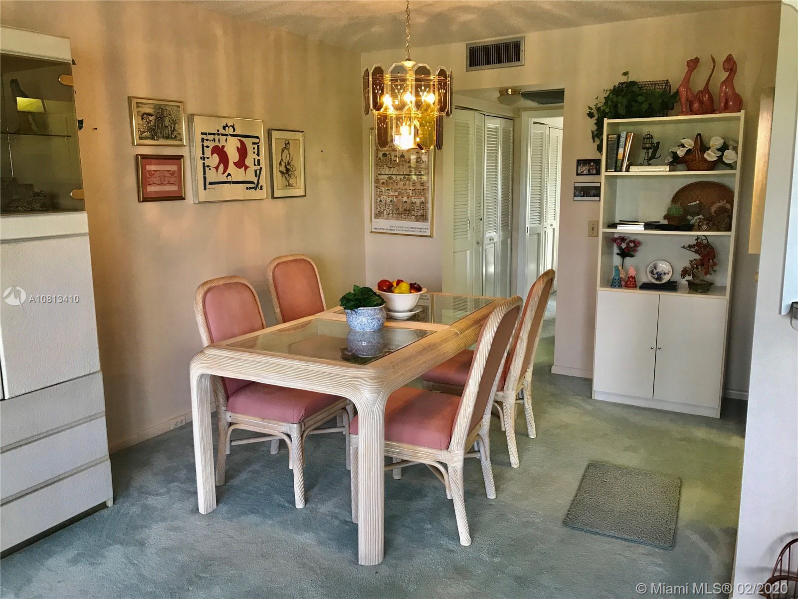 198 Suffolk F, Unit 198 Boca Raton, FL 33434 - Photo 12 of 14 Gallery Image 12