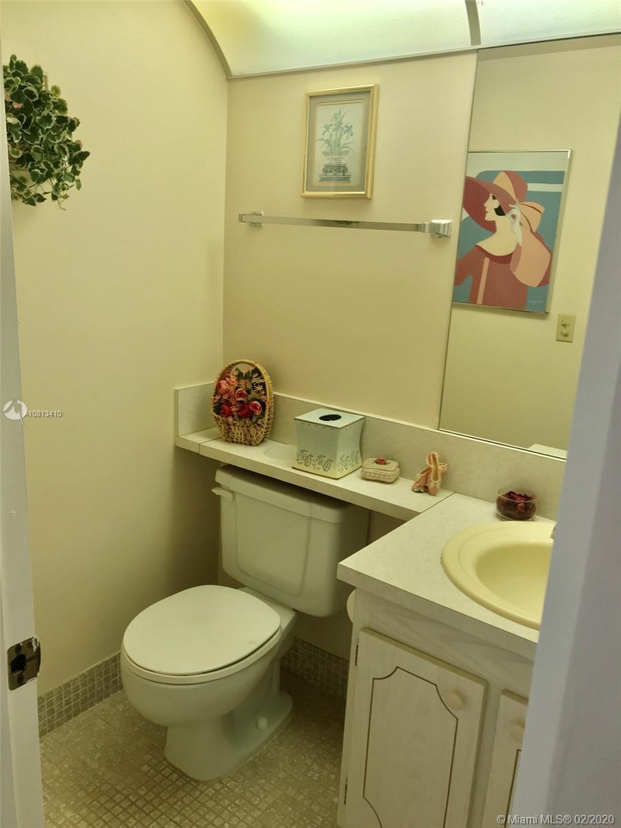 198 Suffolk F, Unit 198 Boca Raton, FL 33434 - Photo 14 of 14 Gallery Image 14