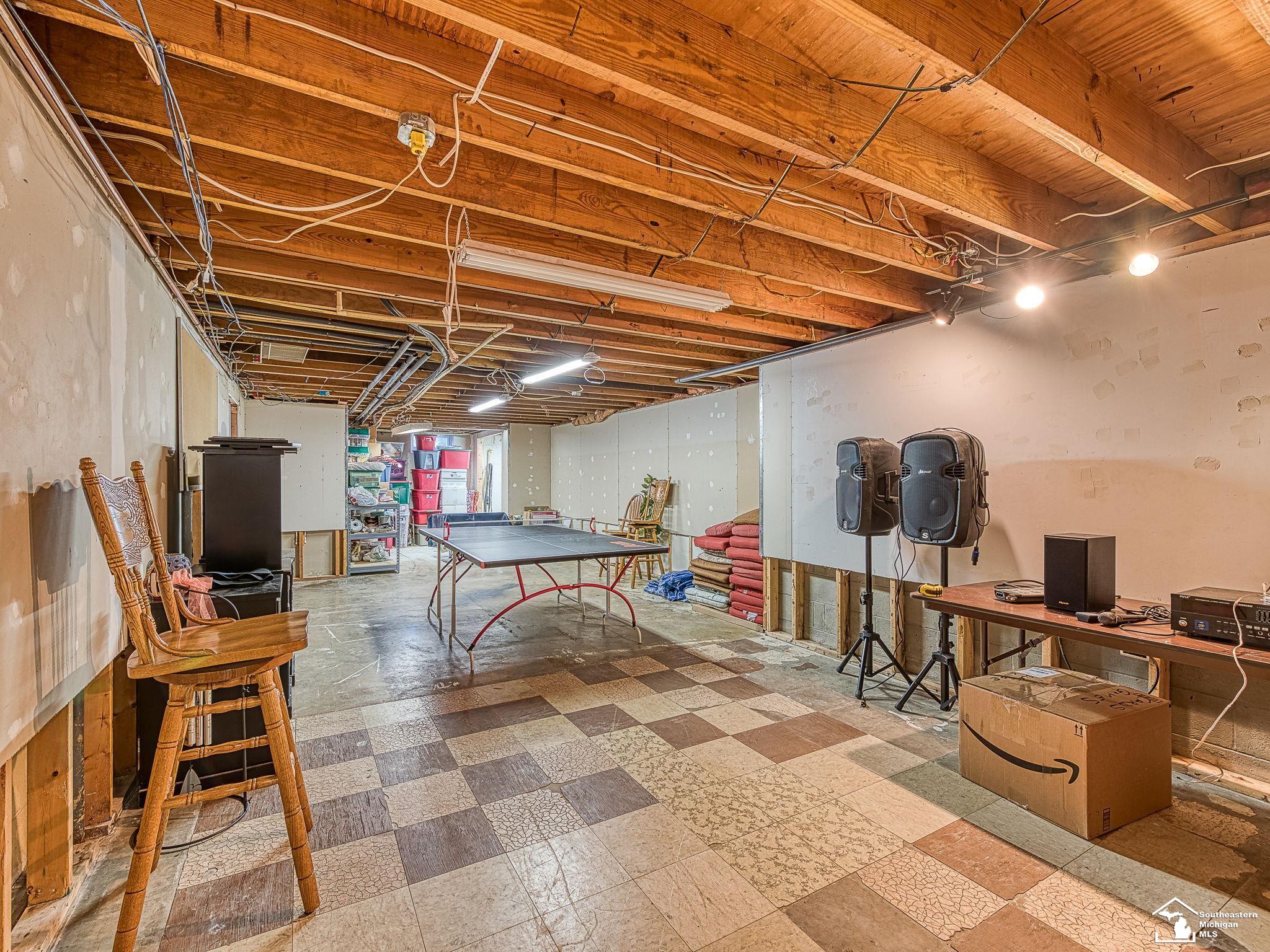 15823 Dixon Road Dundee, MI 48131 - Photo 36 of 47