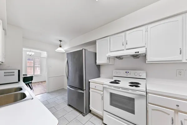 $1,850 | 361 North Post Oak Lane, Unit 231, Houston, TX 77024