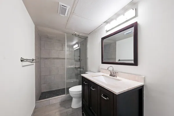 $1,850 | 361 North Post Oak Lane, Unit 231, Houston, TX 77024