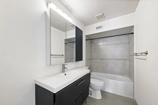 $1,850 | 361 North Post Oak Lane, Unit 231, Houston, TX 77024