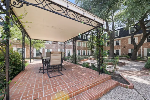 $1,850 | 361 North Post Oak Lane, Unit 231, Houston, TX 77024