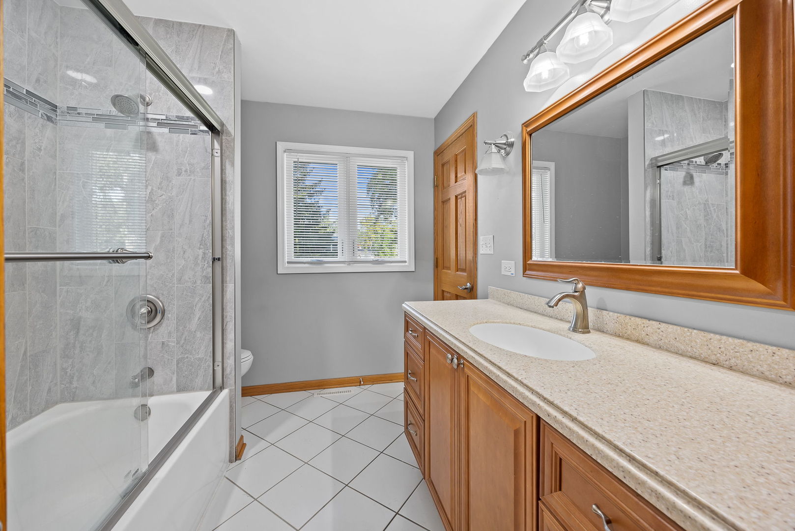 588 Kohley Road Lisle, IL 60532 - Photo 14 of 34 Gallery Image 14