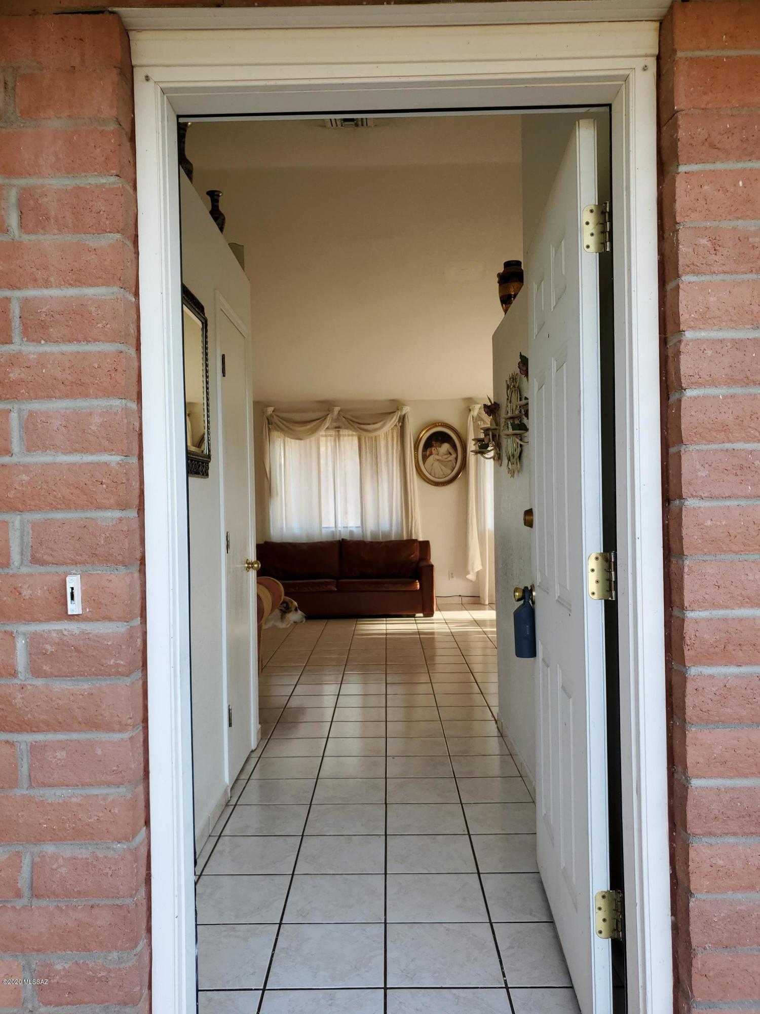 595 Camino Lito Galindo Rio Rico, AZ 85648 - Photo 3 of 37