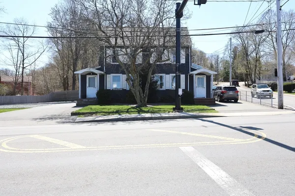 $2,900 | 150 Neponset Street, Unit 150, Canton, MA 02021