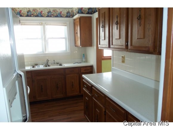 2040 North 6th Street Springfield, IL 62702 - Photo 4 of 9