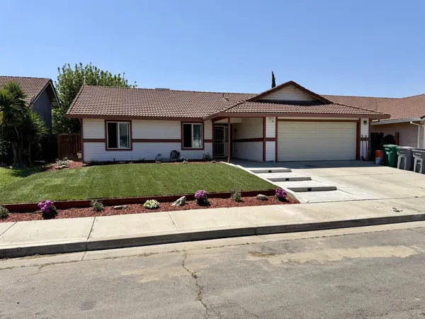 $420,000 | 523 Gumwood Court, Los Banos, CA 93635