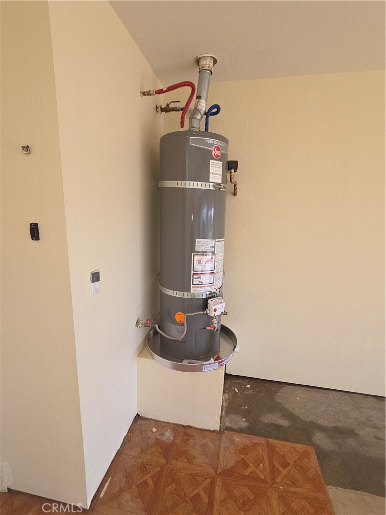 10141 Rochester Road Phelan, CA 92371 - Photo 19 of 22 a view of storage and utility room
