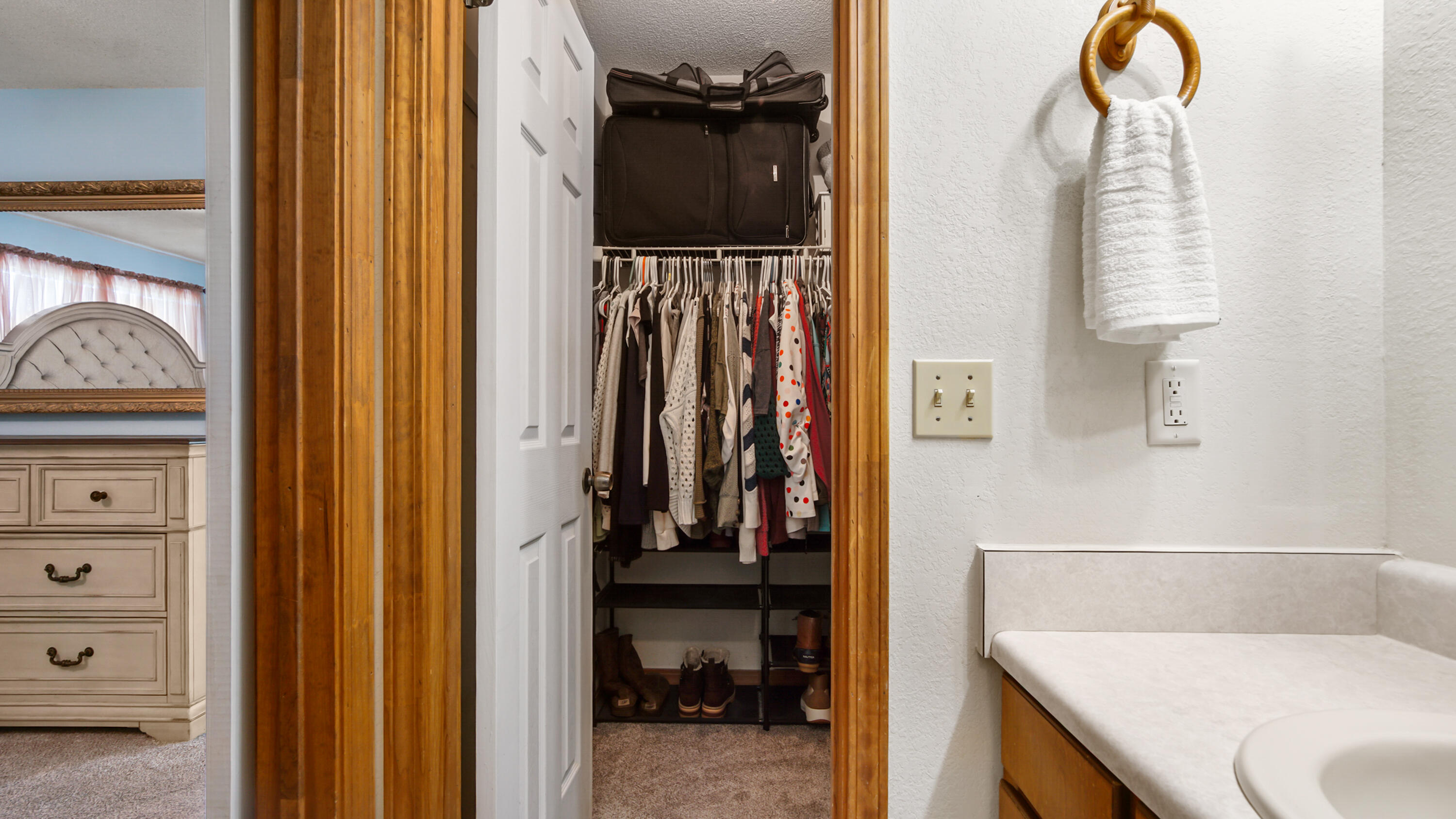 35 Marion Drive DeFuniak Springs, FL 32433 - Photo 16 of 38 a view of walk in closet