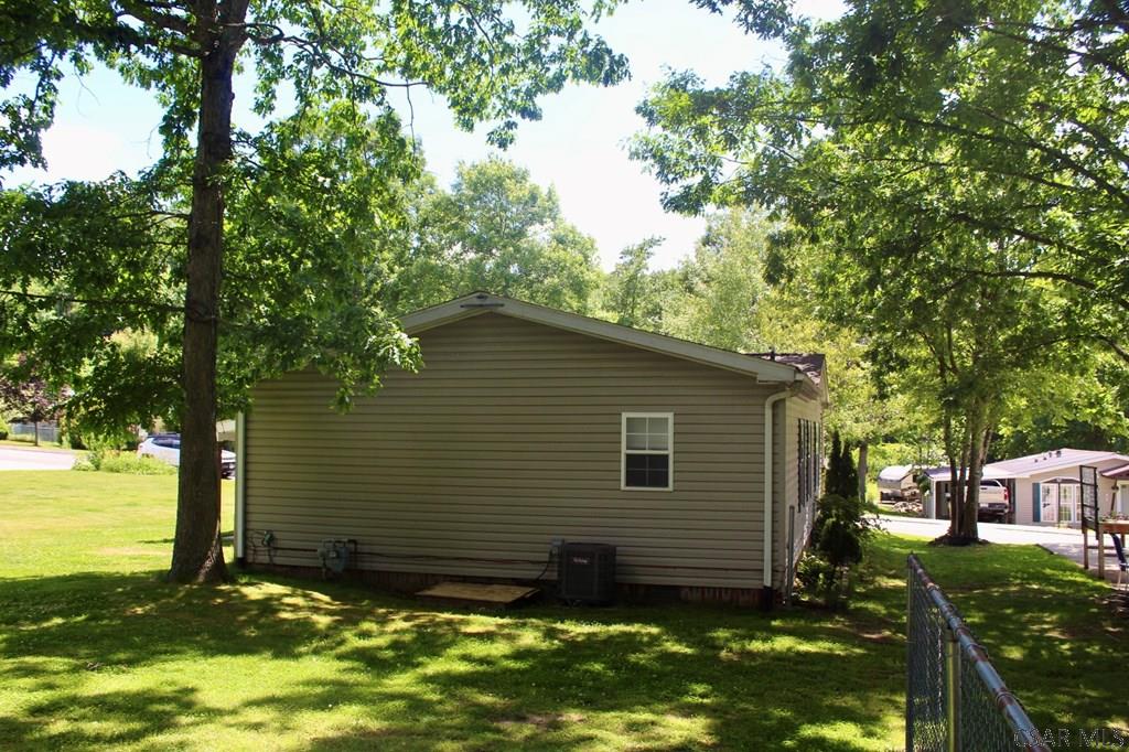 806 Center Street Boswell, PA 15531 - Photo 22 of 25