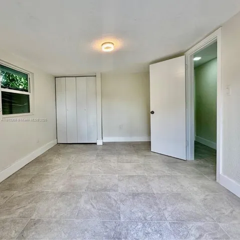 $1,995 | 2115 Northwest 185th Street, Unit B, Miami Gardens, FL 33056