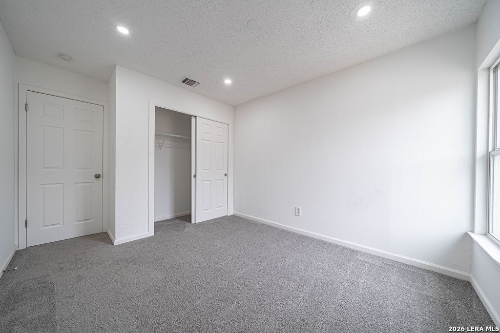 9131 Valley Ridge San Antonio, TX 78250 - Photo 6 of 12