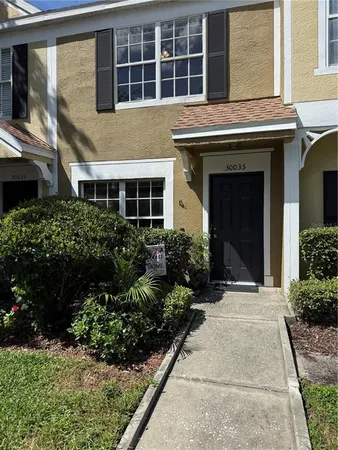 $195,000 | 30035 Granda Hills Court, Wesley Chapel, FL 33543