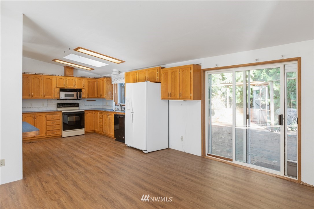 552 Liljedahl Road Port Angeles, WA 98363 - Photo 4 of 29 Gallery Image 4