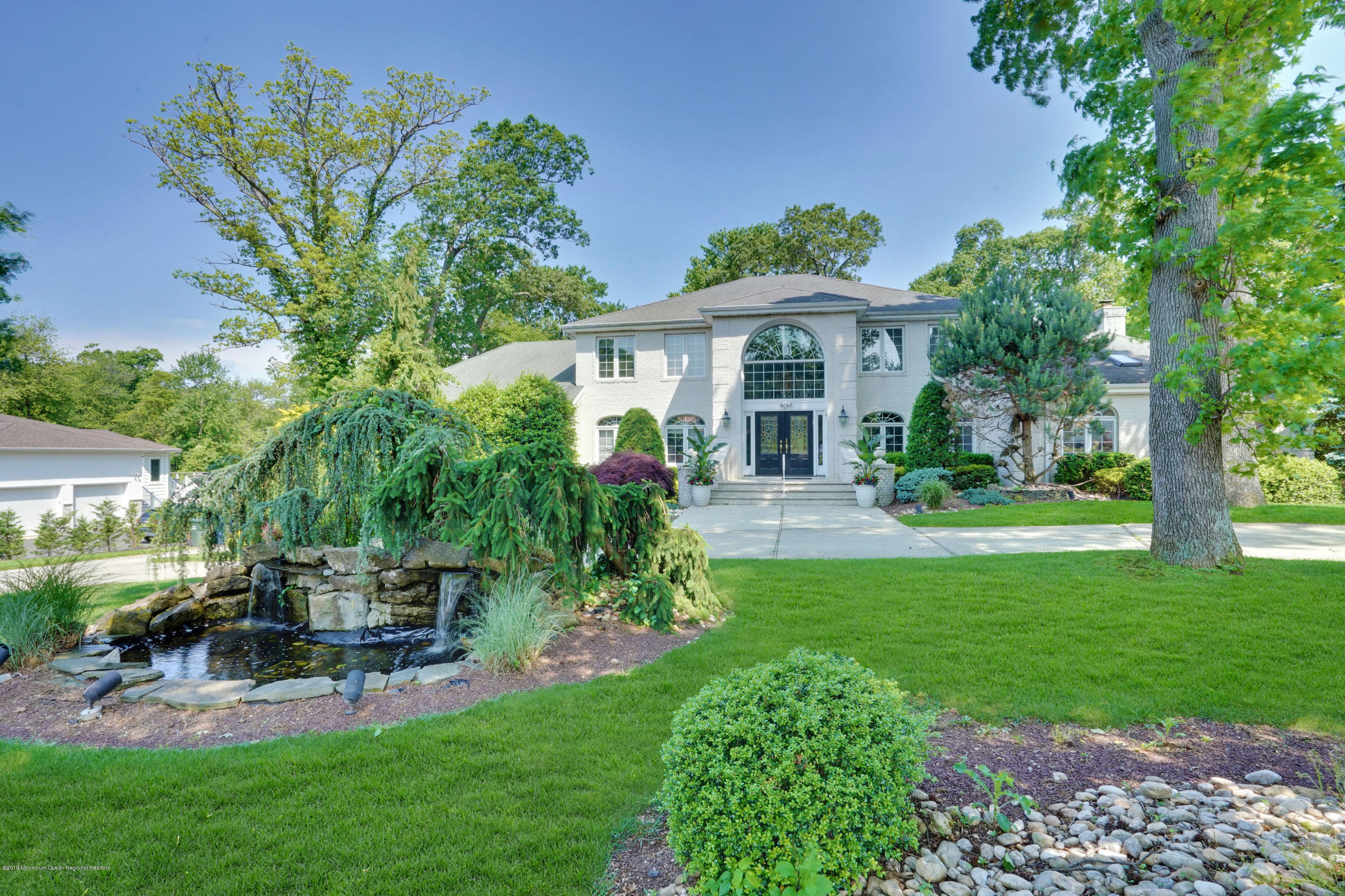 1 Old Farm Road Oakhurst, NJ 07755 - Photo 1 of 64 mjb00241-mjb00245_1
