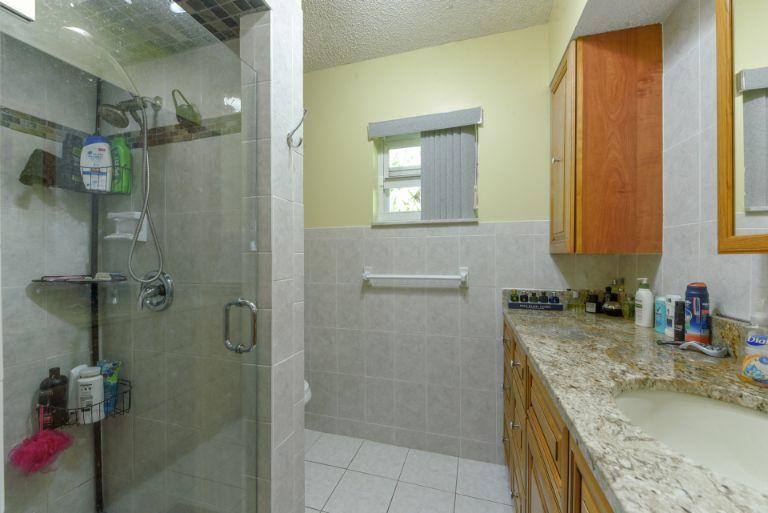 314 Akron Road Lake Worth, FL 33467 - Photo 13 of 28 Bath Room 03