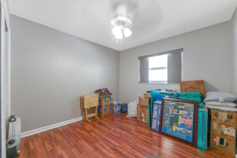 314 Akron Road Lake Worth, FL 33467 - Photo 17 of 28 Room 02