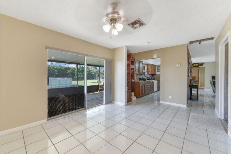 314 Akron Road Lake Worth, FL 33467 - Photo 19 of 28 Room 04