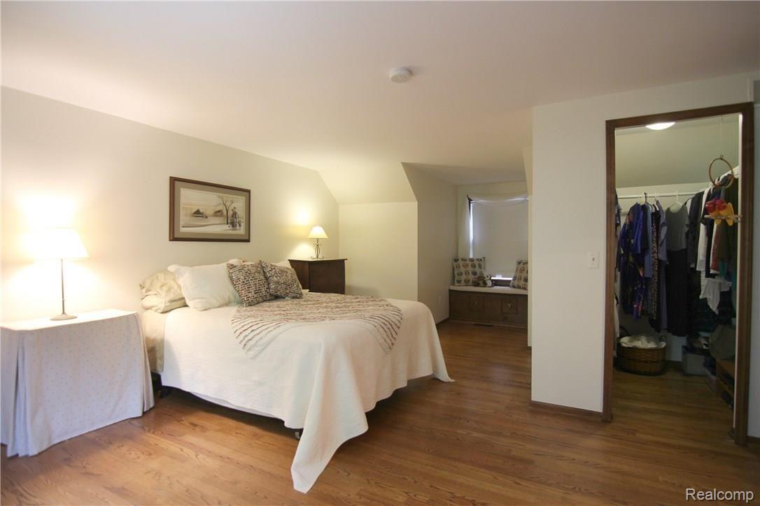 8600 Napier Road Northville, MI 48168 - Photo 20 of 39 Napier Rd Master Bedroom 2.jpg