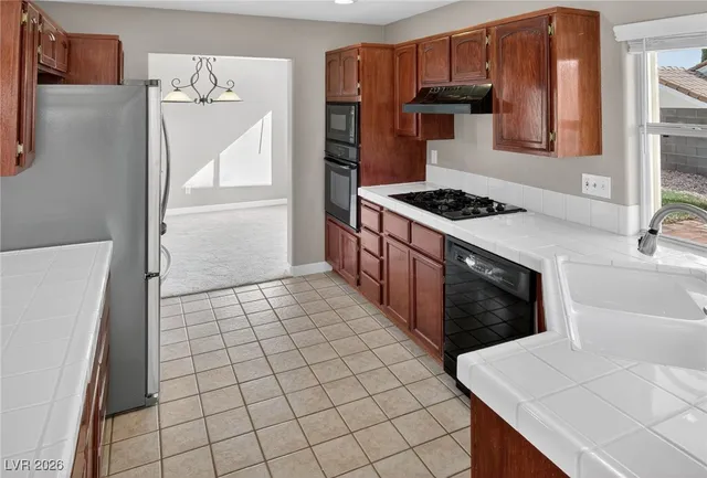 $564,999 | 1840 Shirewick Drive, Las Vegas, NV 89117