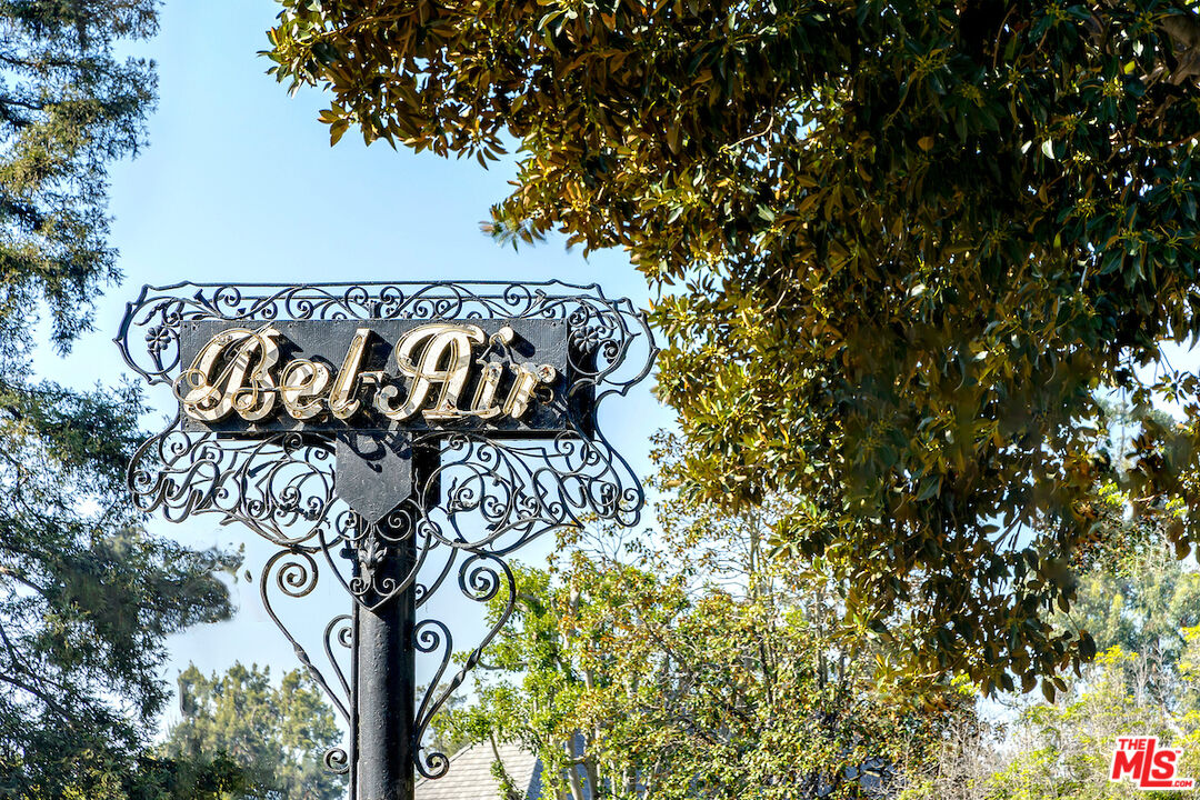 11025 Anzio Road Los Angeles, CA 90077 - Photo 2 of 34 a sign of a park