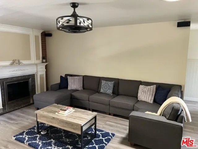 $6,800 | 729 Kenmore Circle, Newbury Park, CA 91320