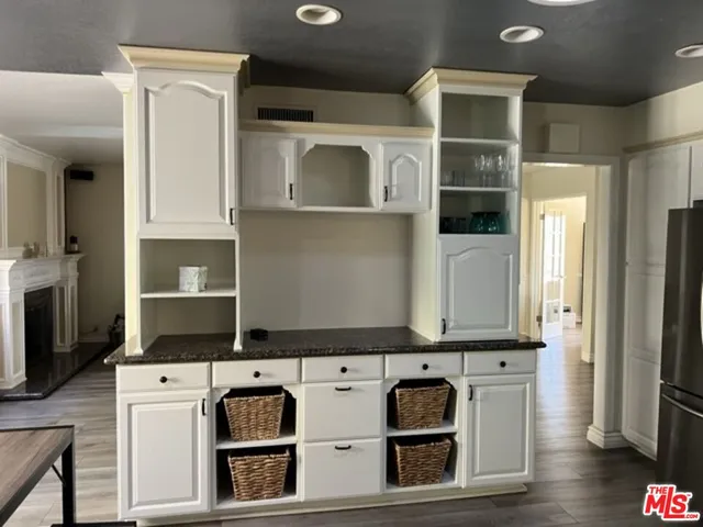 $6,800 | 729 Kenmore Circle, Newbury Park, CA 91320