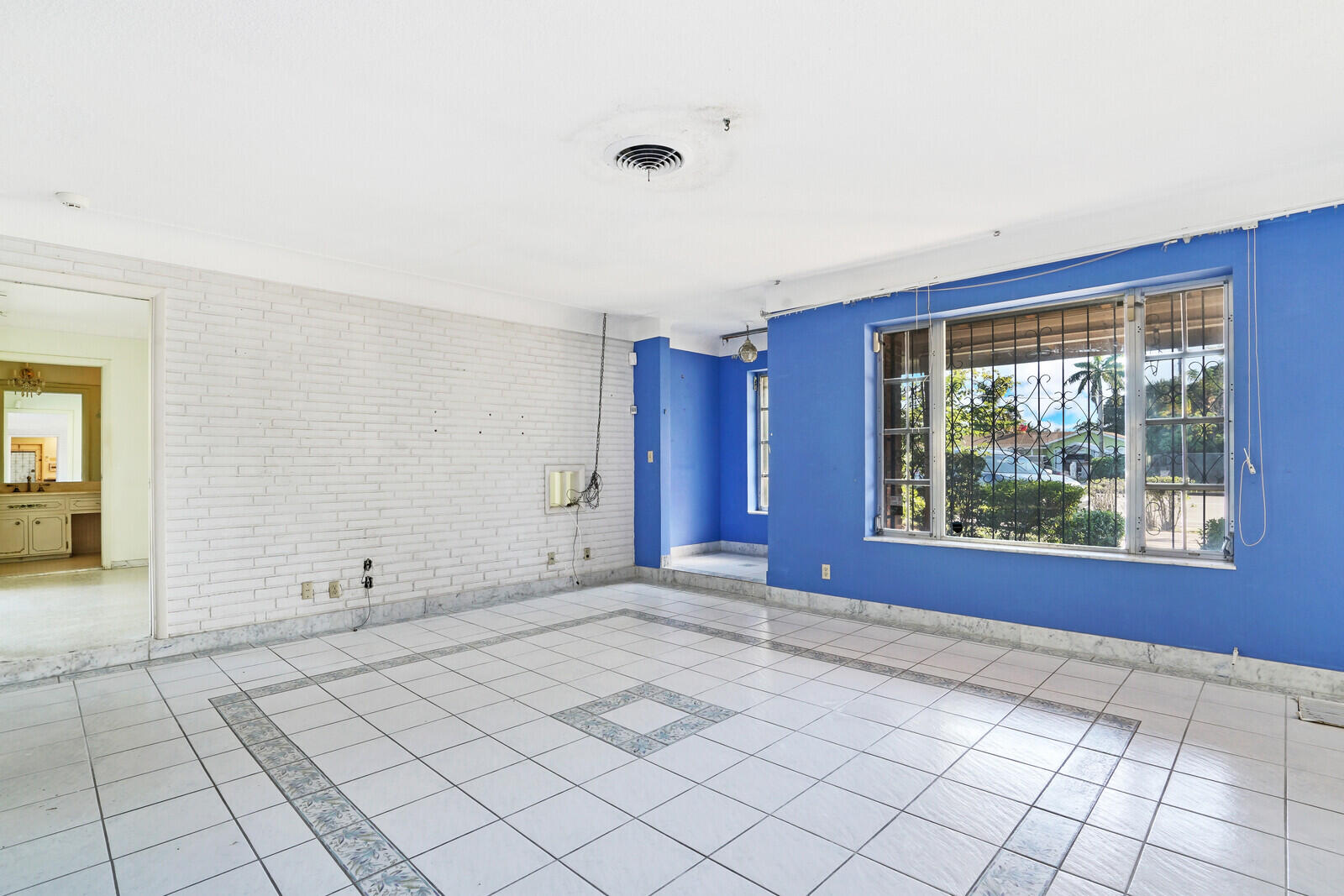 5119 Belvedere Road Haverhill, FL 33417 - Photo 5 of 28 06_Image_6_mls