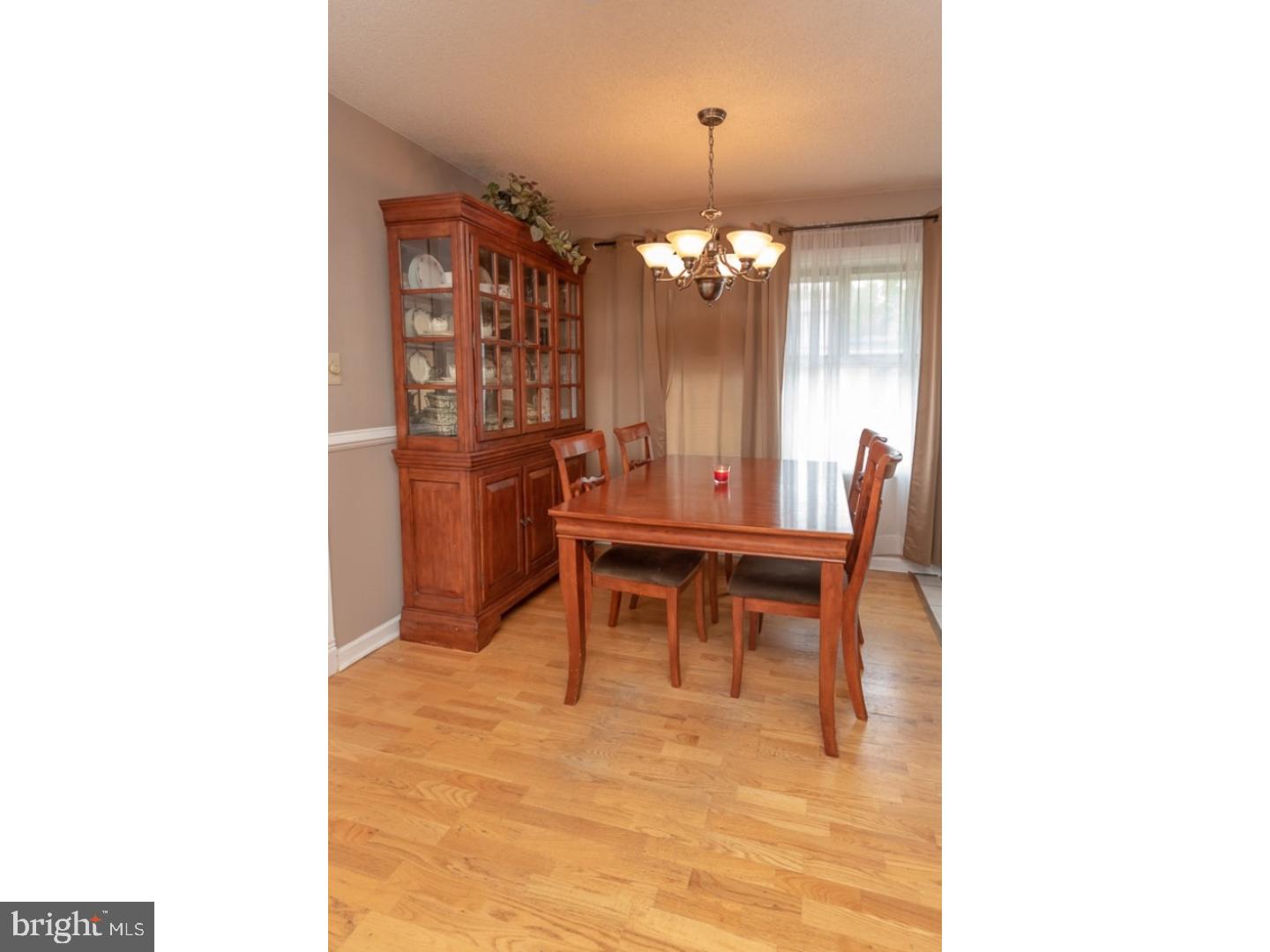 29 Calicobush Road Levittown, PA 19057 - Photo 9 of 25 Dining Room