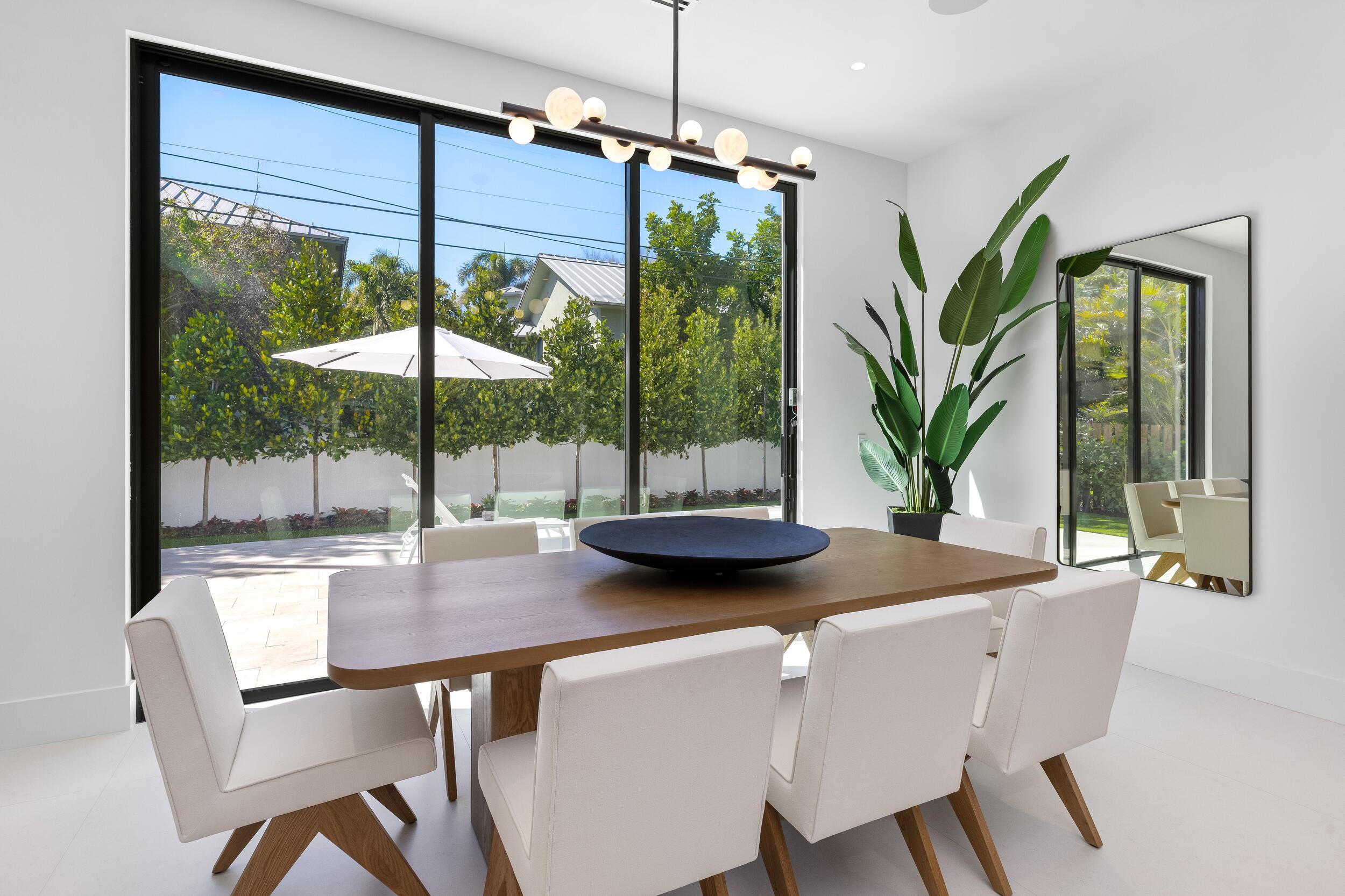 1051 Northeast 2nd Terrace Boca Raton, FL 33432 - Photo 16 of 51 Dining