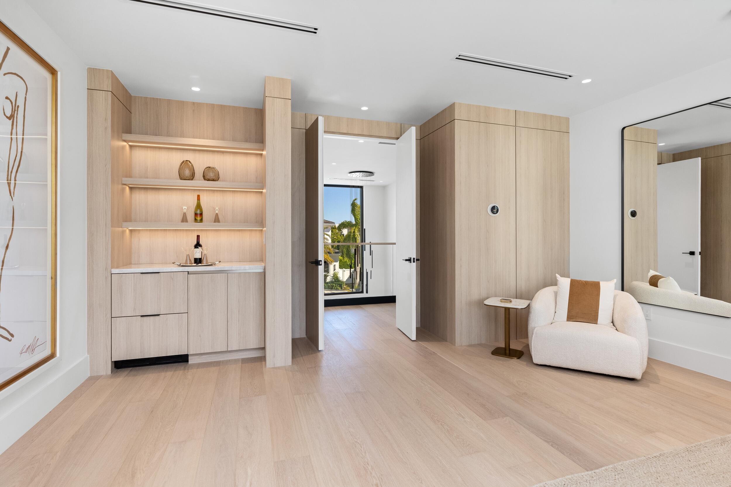 1051 Northeast 2nd Terrace Boca Raton, FL 33432 - Photo 34 of 51 Primary Suite