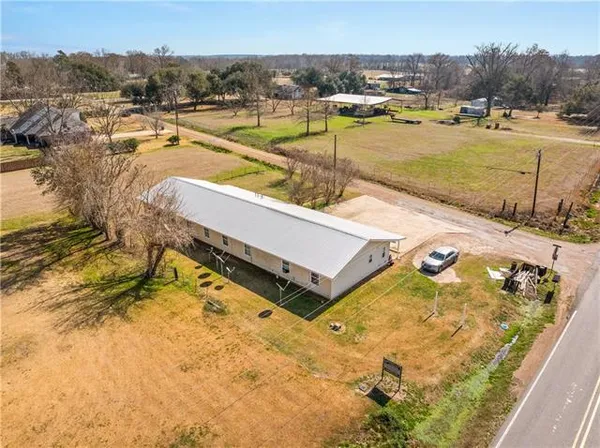 $293,000 | 3598 Highway 452, Marksville, LA 71351