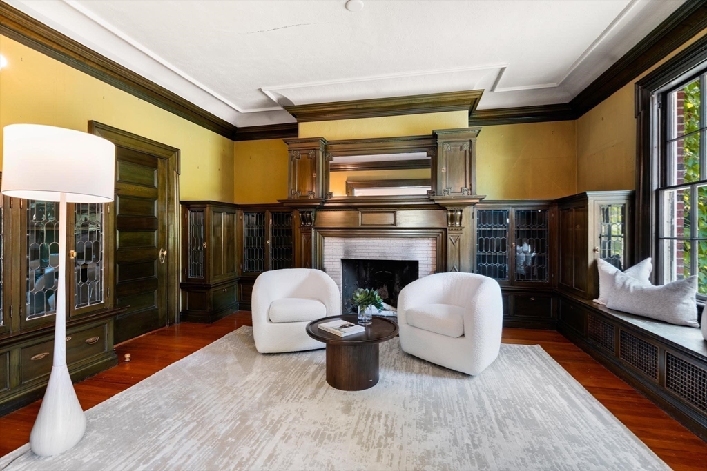 87 Hammond Street Newton, MA 02467 - Photo 14 of 40