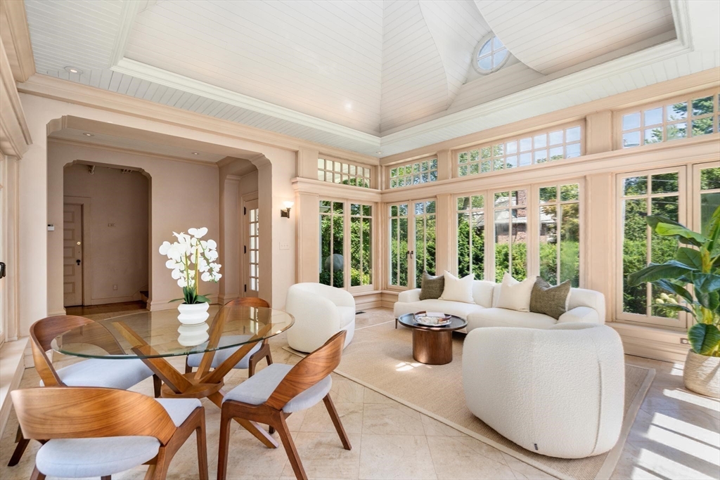 87 Hammond Street Newton, MA 02467 - Photo 24 of 40