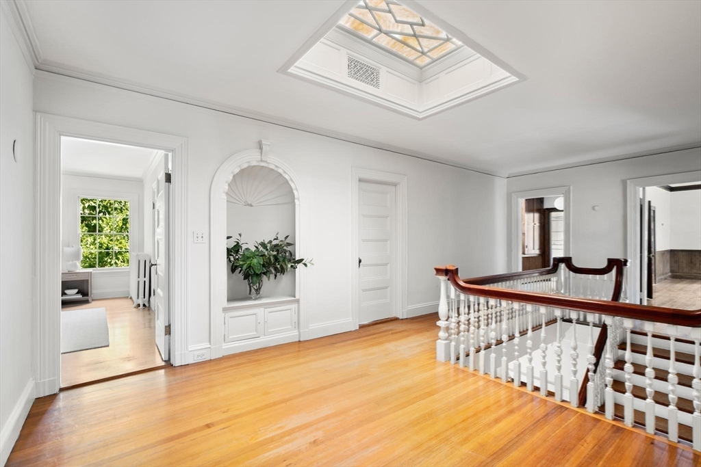 87 Hammond Street Newton, MA 02467 - Photo 25 of 40