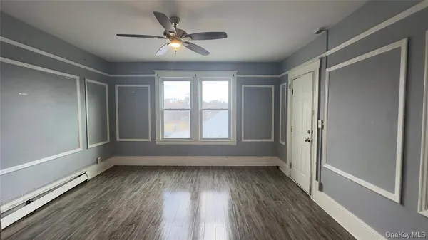 $1,900 | 211 Winnikee Avenue, Unit 2, Poughkeepsie, NY 12601