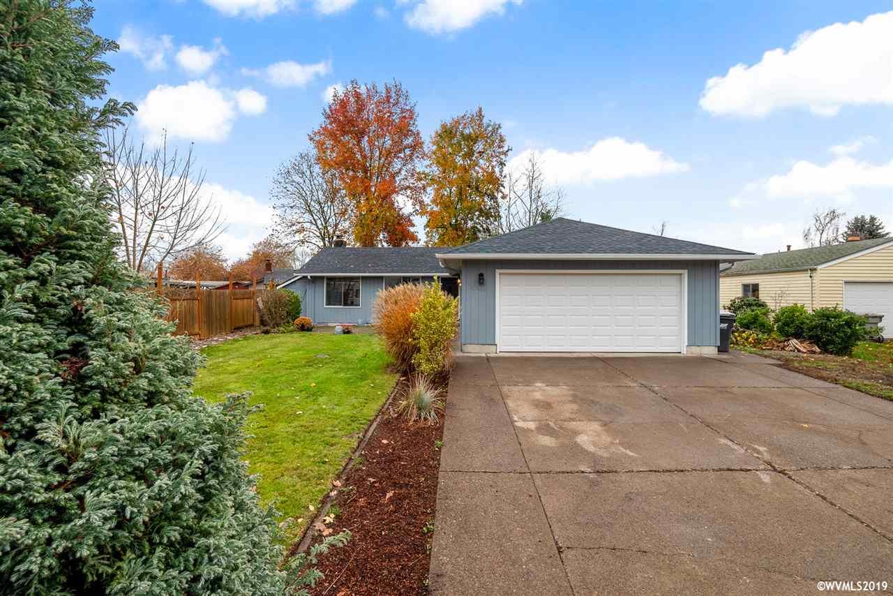 4437 Del Rio Place Southeast Albany, OR 97322 - Photo 2 of 35 Gallery Image 2