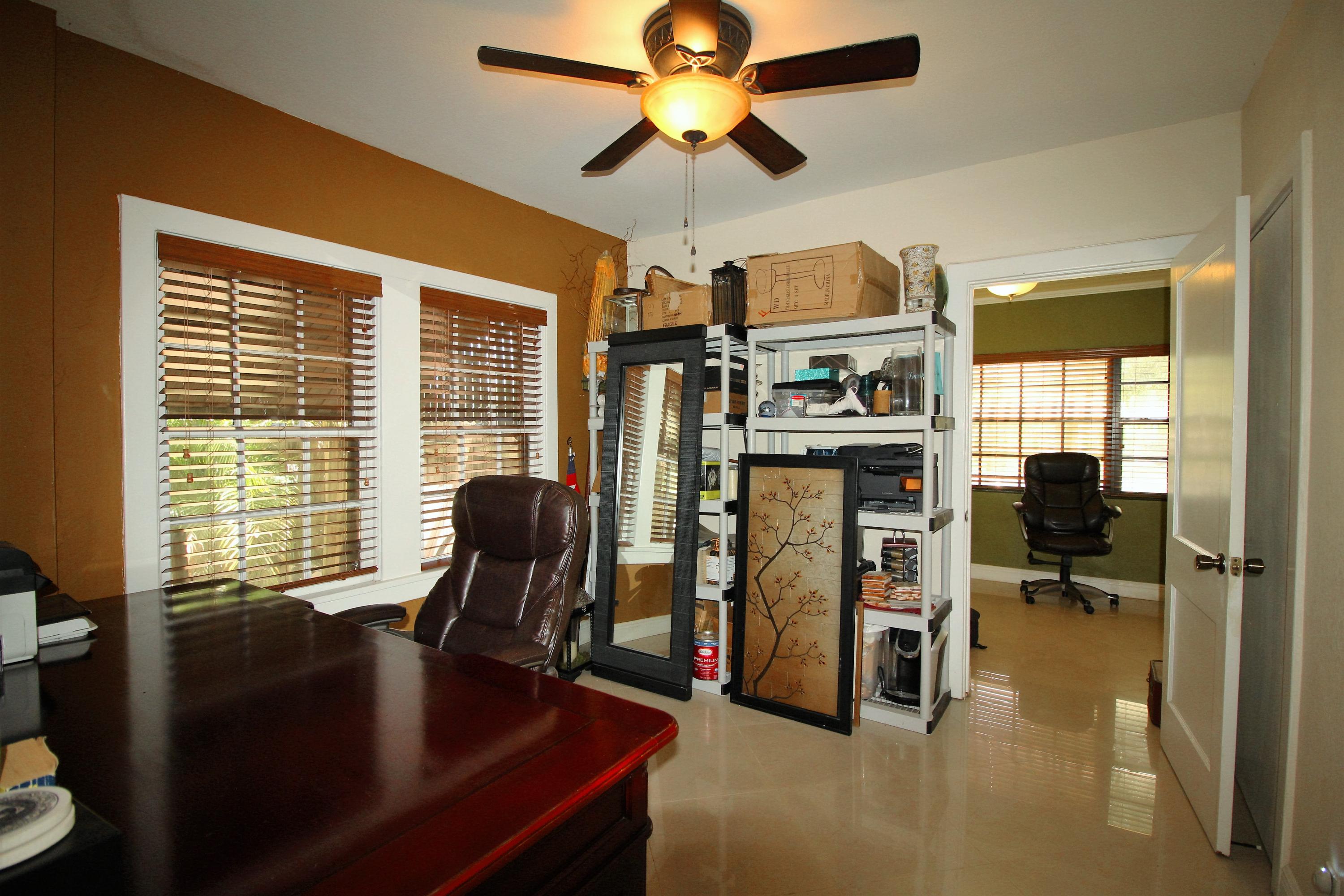 909 Andrews Road West Palm Beach, FL 33405 - Photo 14 of 33 Office/Bedroom2