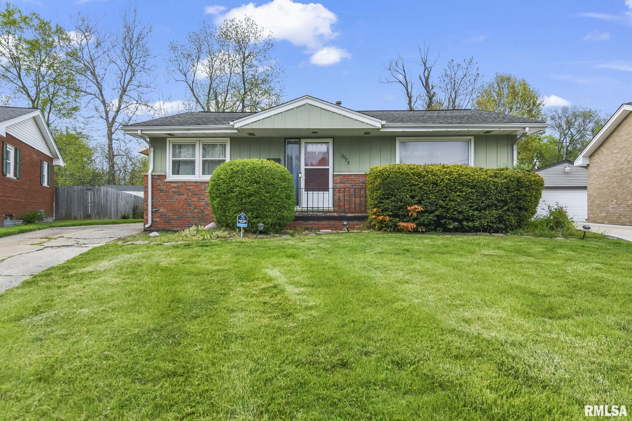 2023 Randall Court Springfield, IL 62703 - Photo 1 of 29
