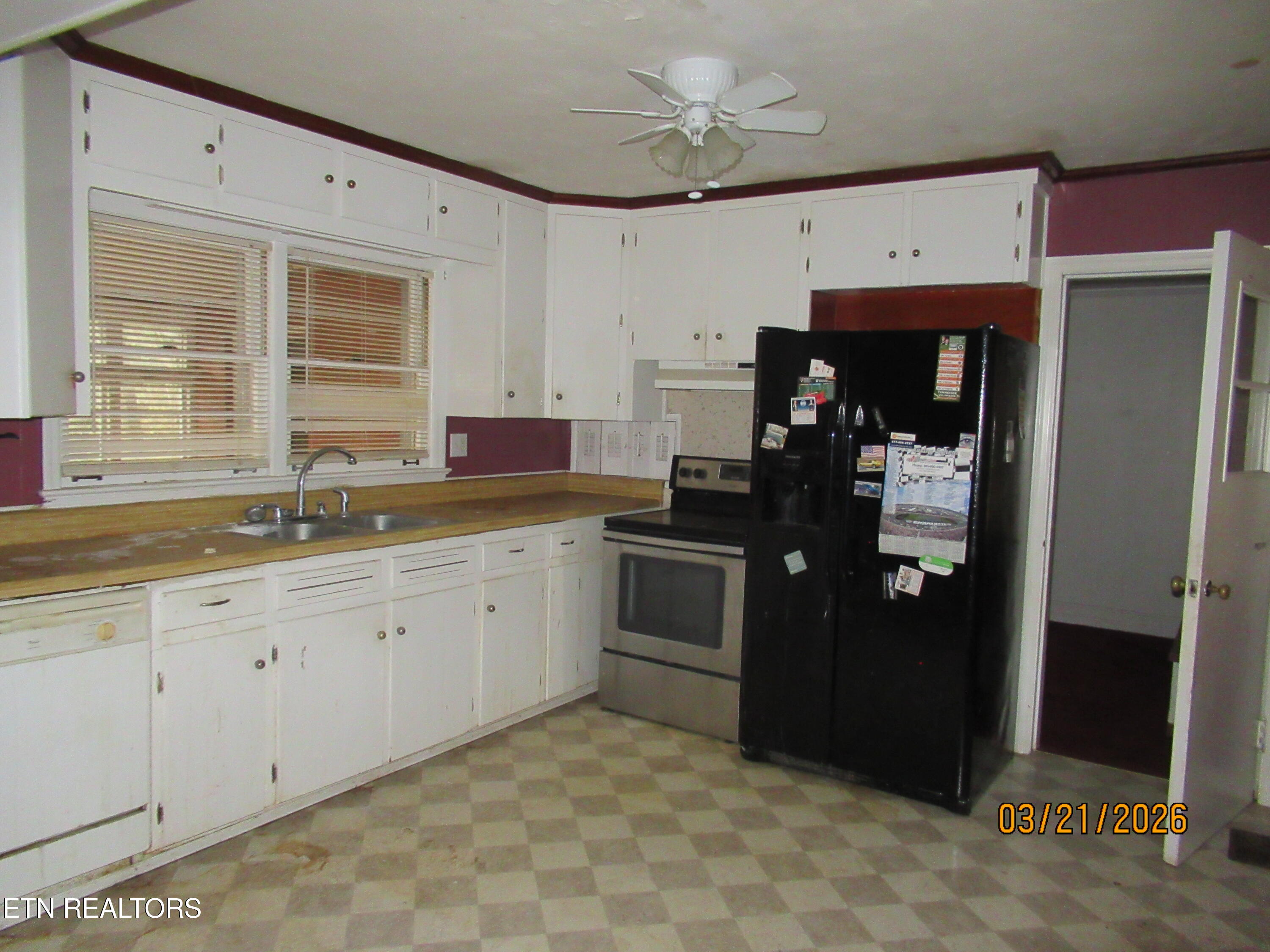 511 Patton Ferry Road Kingston, TN 37763 - Photo 7 of 13 IMG_0609