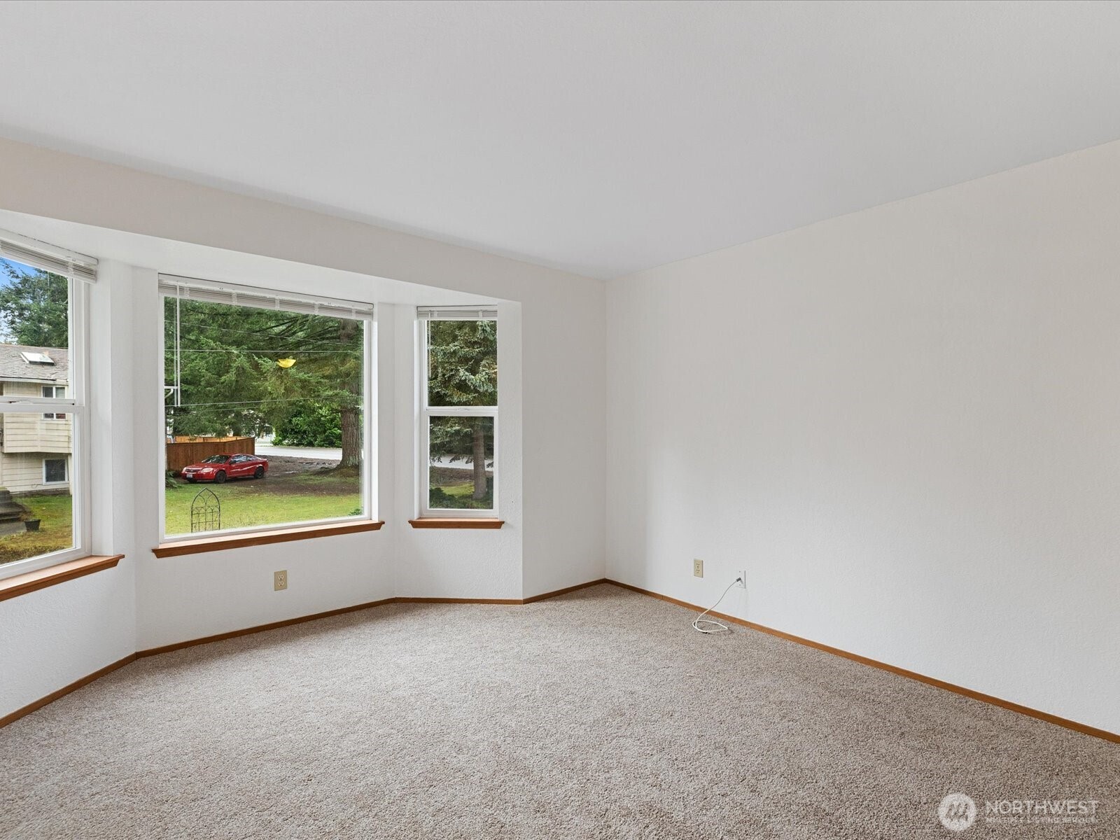 13411 Meadow Road Everett, WA 98208 - Photo 31 of 40 an empty room with windows