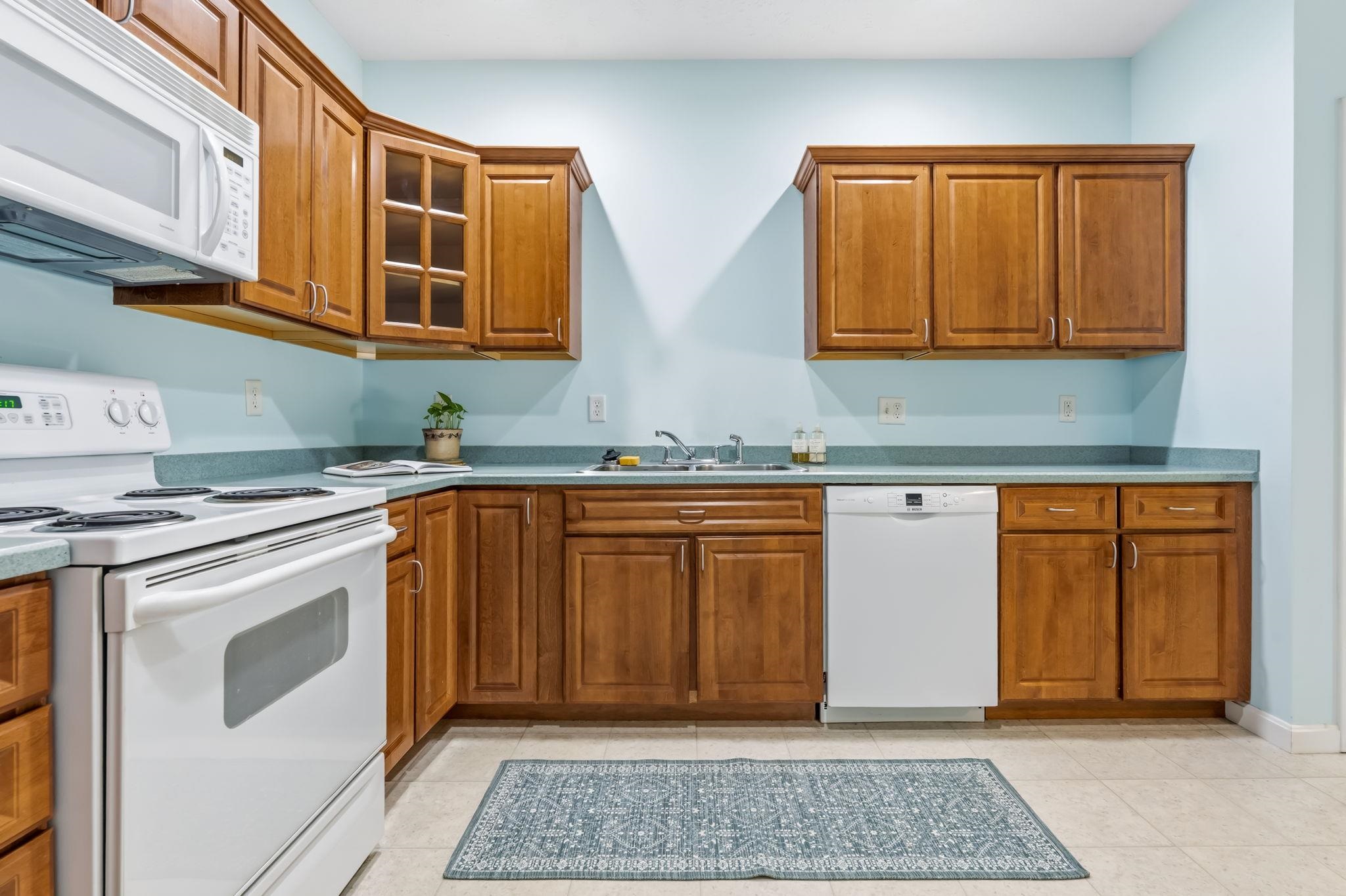 34 Mammoth Road, Unit 25 Hooksett, NH 03106 - Photo 15 of 55