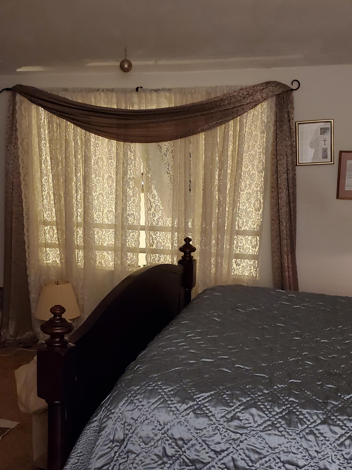 3337 Forest Ridge Road Roanoke, VA 24018 - Photo 28 of 36 a bedroom with a bed and a large window
