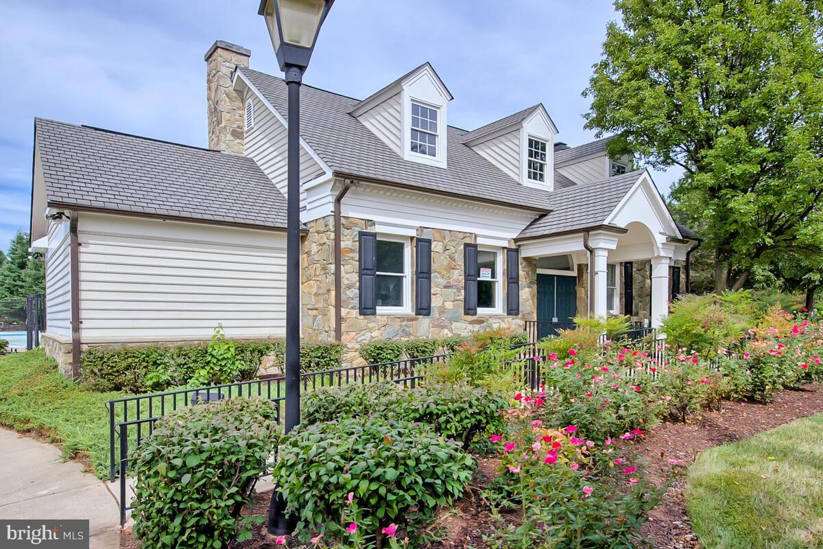 112 Featherstone Place Frederick, MD 21702 - Photo 27 of 27 Enjoy the Clubhouse!